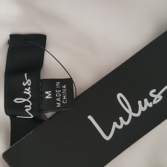 Lulus NWT  Idyllic Blooms Ivory Mesh Ruched 3D Floral Strapless Mini Dress Lulus - Picture 9 of 12